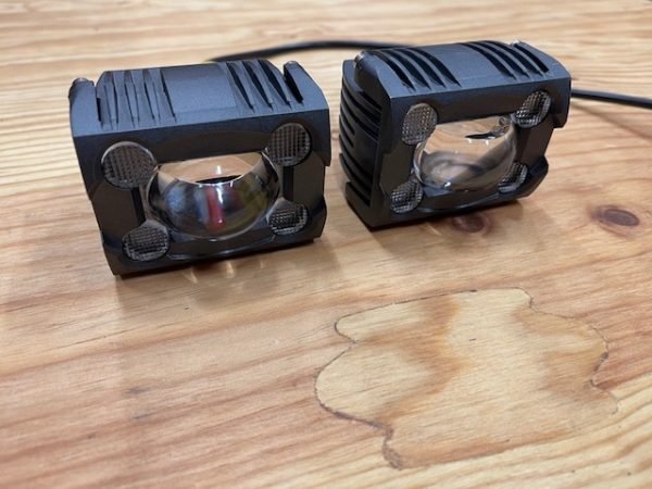 Feux LED 3 fonctions : Croisement / Route 2x40w + position